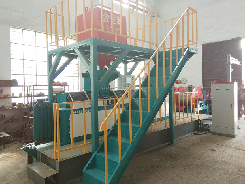 包芯線機(jī)生產(chǎn)現(xiàn)場(chǎng)